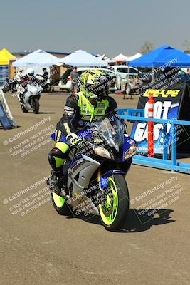 media/Sep-20-2025-TrackDaz (Sat) [[27f0cde673]]/Around the Pits/